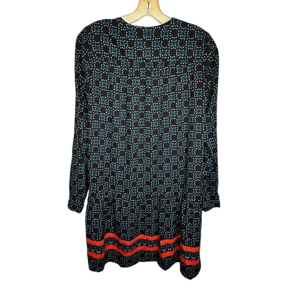 Loft Dress - Picture 5 of 7